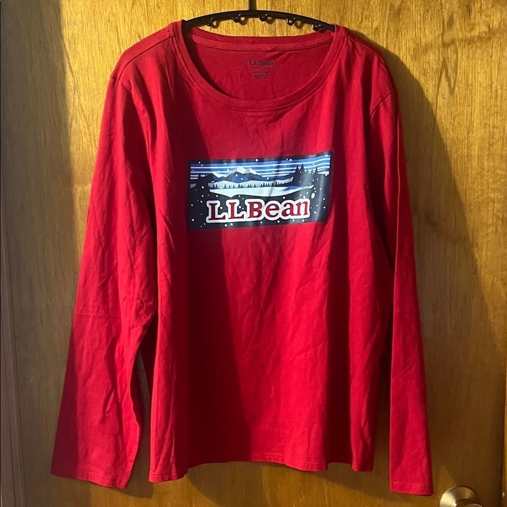 Woman’s L.L. Bean Vibrant Red Top XL